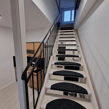 Schmidt Apartman Miskolc Belvarosaban エクステリア 写真
