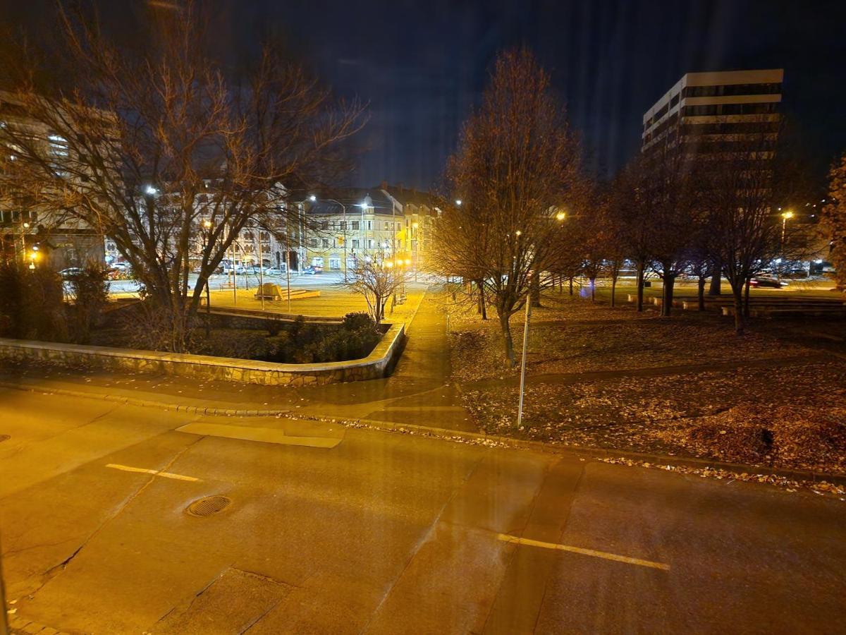 Schmidt Apartman Miskolc Belvarosaban エクステリア 写真